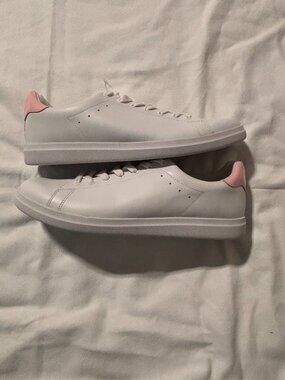 Tory Burch Howell Court Sneakers